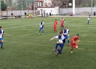 El Santa Marta remonta ante un Aravaca que se desinfló en el tramo final