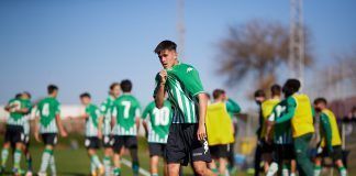 Imagen de Dani Pérez, jugador del Betis para anunciar su renovación hasta 2025
