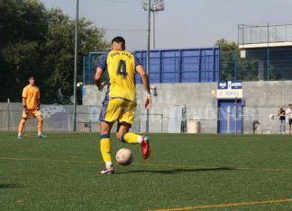 El Alcorcón gana bajo la tormenta Central del Alcorcón, artículo Alcorcón - Rayo