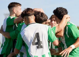 Doblete de Reina en la victoria del Real Betis