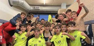 Plantilla del Leganés celebrando el triunfo ante el Rayo Alcobendas