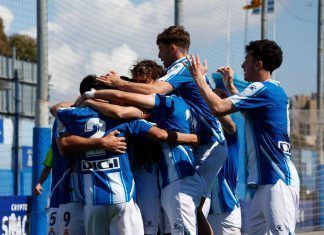 El Espanyol logra vencer al Damm por la mínima