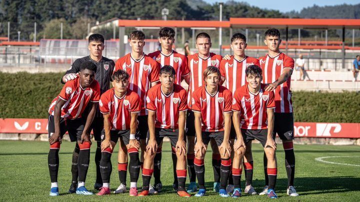 Osasuna gana en Lezama y se mantiene líder