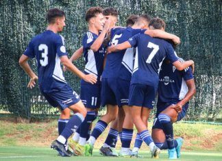 El Marbella consigue una importante victoria (3-1) ante un Sporting Atlético que acabó con nueve y que estaba siendo la sorpesa en el DH4.