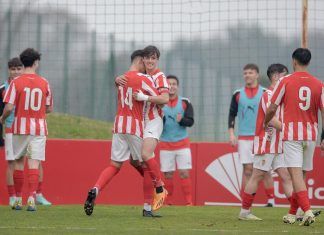 El Sporting se queda con los tres puntos en un partido difícil