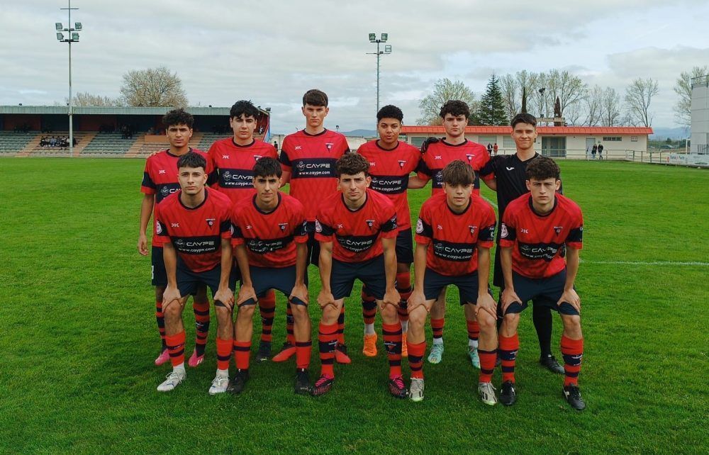 la liga Juvenil Nacional están muy apretadas.