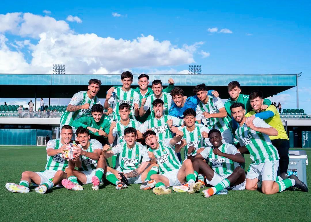Los campeones y los descendidos en la DH - Juvenil Division de Honor
