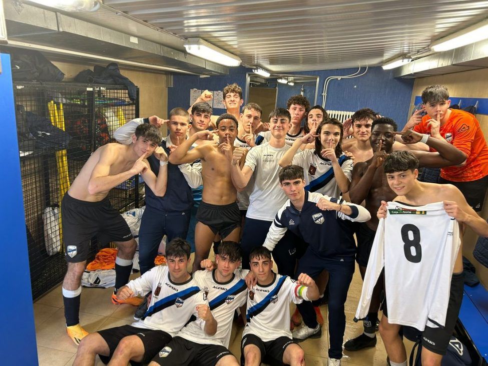la liga Juvenil Nacional están muy apretadas.