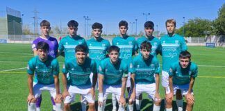La Cruz Villanovense remonta y consigue empatar con uno menos