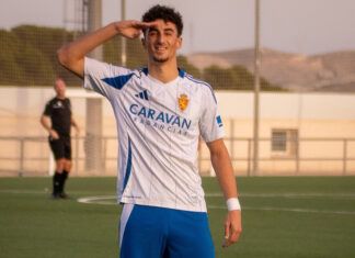 El Zaragoza arrolla al Badalona