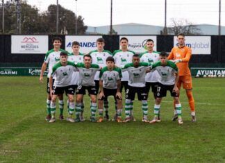 Reparto de puntos entre Rayo Cantabria y Coruxo