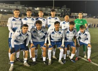 El Tenerife busca destronar al líder