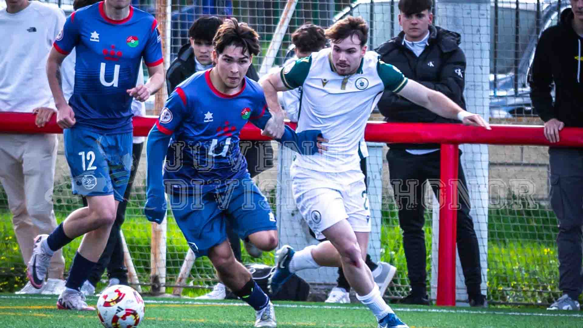 Borja Echevarría jugando un partido esta temporada ante el Rayo Ciudad Alcobendas