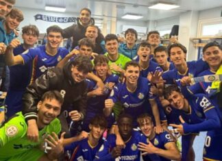 Goleada de los azulones en un domingo de pleno Goleada de los azulones en un domingo de pleno