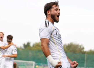 El Real Madrid Juvenil A golea y hunde a la U.D. La Cruz Villanovense