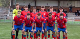 El Santutxu vence al Athletic y se aferra a la permanencia.