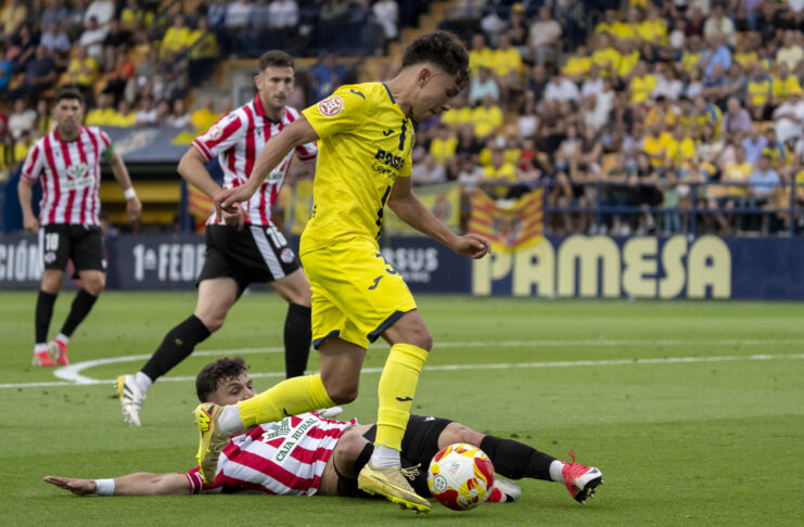 El Jmili marchándose de su marca. Fuente: Cantera Grogueta en X