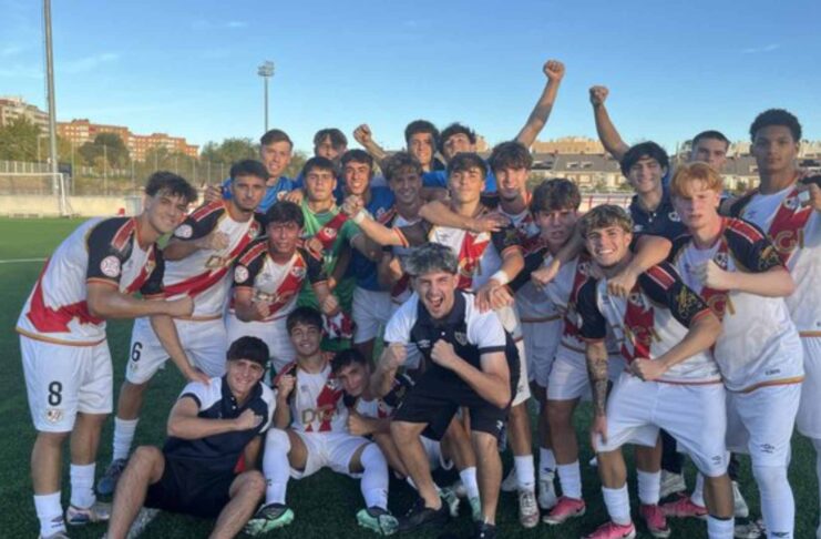 Sufrimiento vallecano ante un correoso Mérida